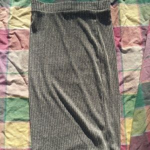 Grey ribbed pencil skirt